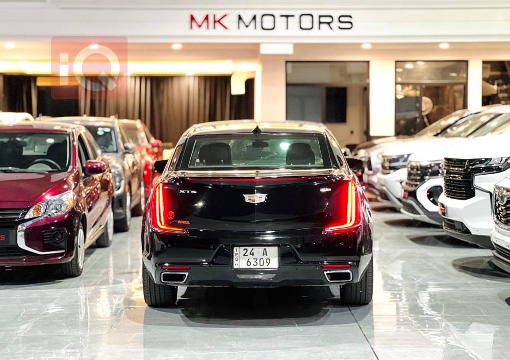 كاديلاك XT5